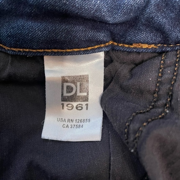 DL 1961 Margaux Instasculpt Mid Rise Ankle Skinny Jeans Frayed Angle Hem Size 29 - Picture 8 of 15